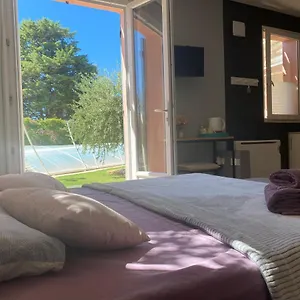 D'hotes Vaucluse Bed & Breakfast